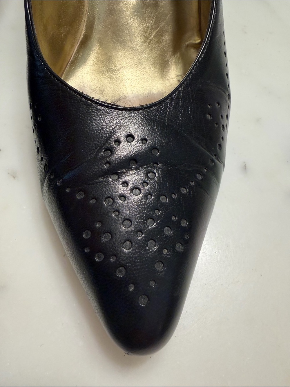 Perry Ellis Collection Vintage Black Pumps - Picture 2 of 6